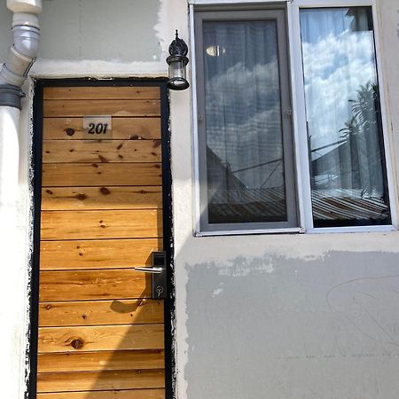 Family Apartment In Avlabari Tbilisi Ngoại thất bức ảnh