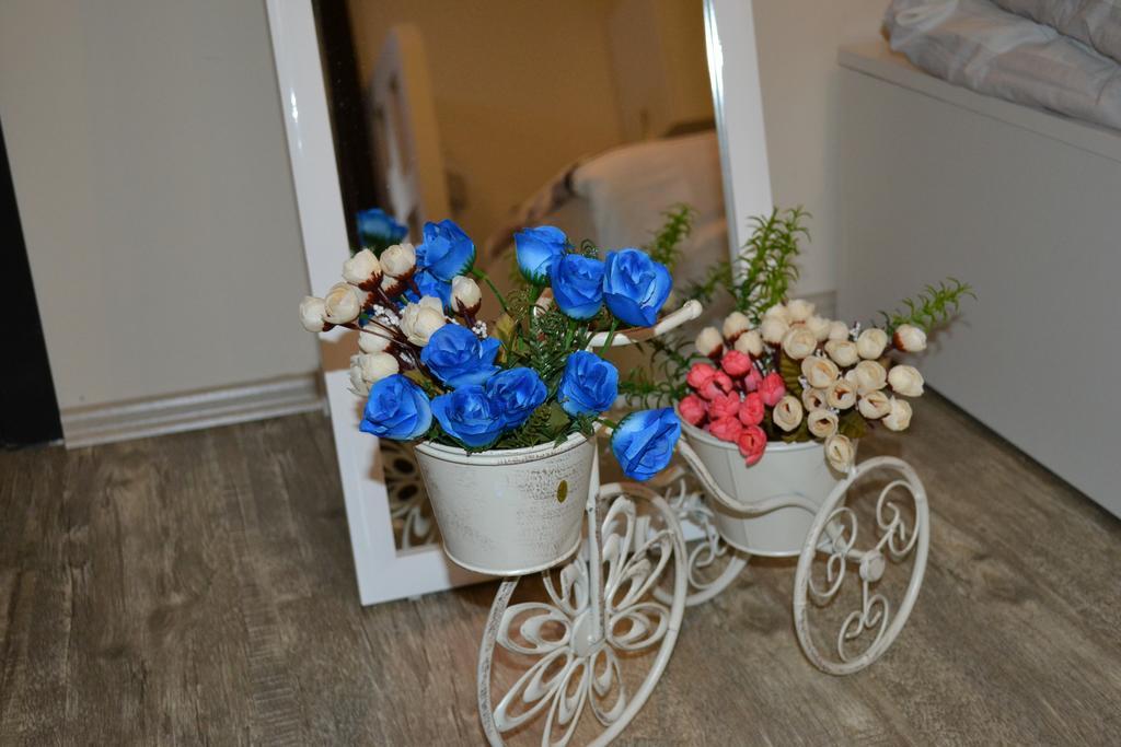 Family Apartment In Avlabari Tbilisi Ngoại thất bức ảnh