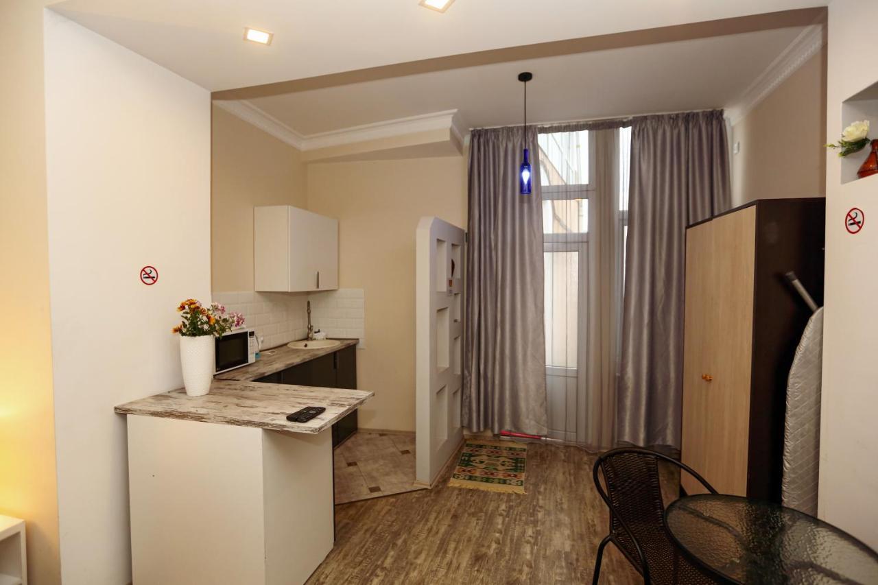 Family Apartment In Avlabari Tbilisi Ngoại thất bức ảnh
