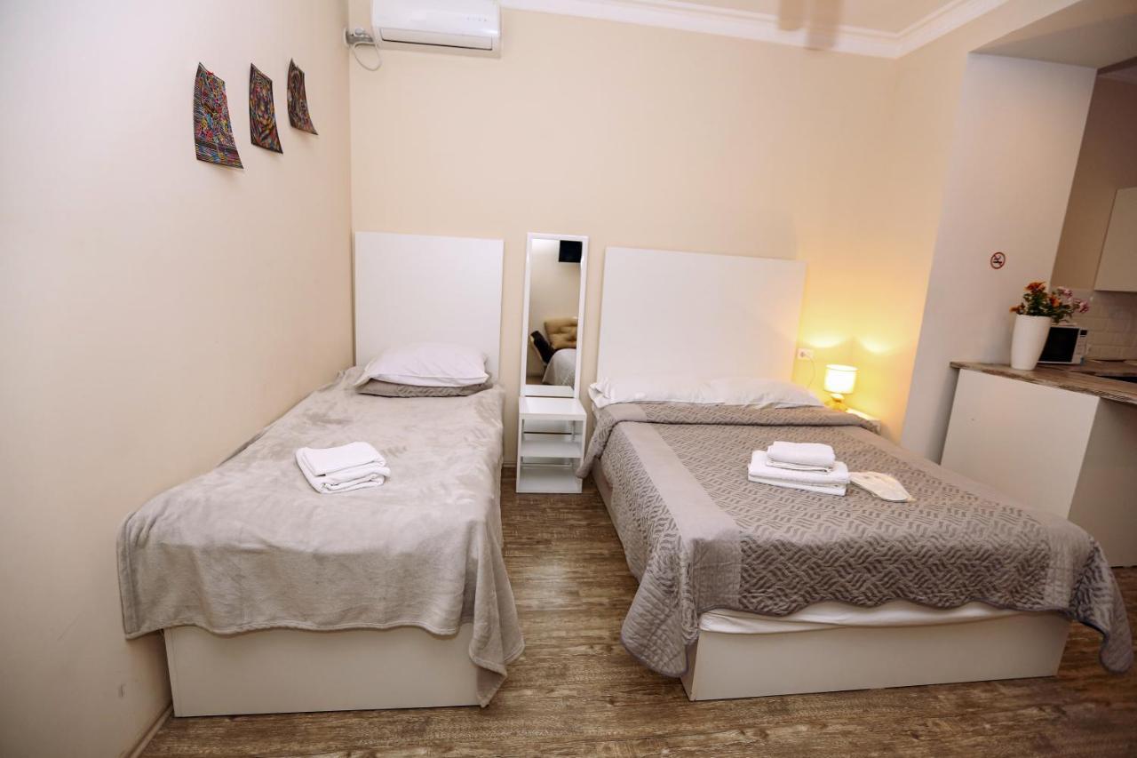 Family Apartment In Avlabari Tbilisi Ngoại thất bức ảnh